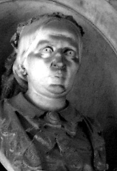 Il ritratto di Maria Serego Alligheri Gozzadini collocata nella cappella di famiglia (Miniatura 375x547 px)