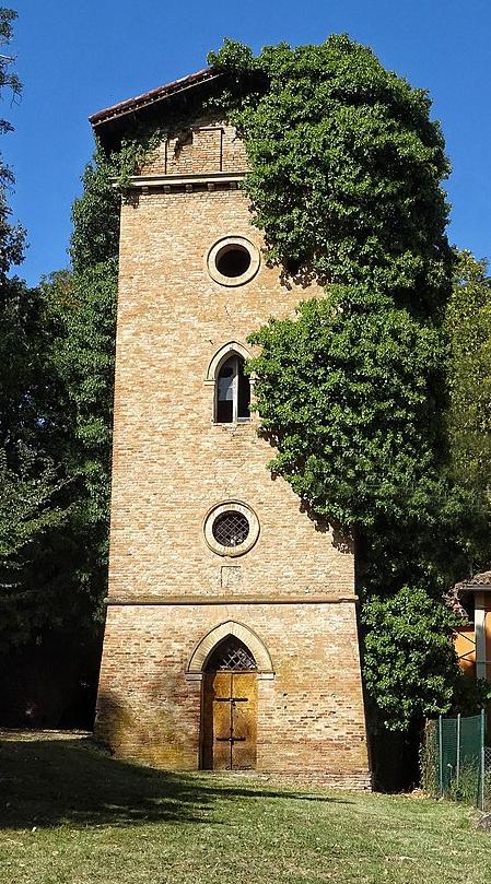 torretta neomedievale di Villa Spada (Miniatura 449x809 px)