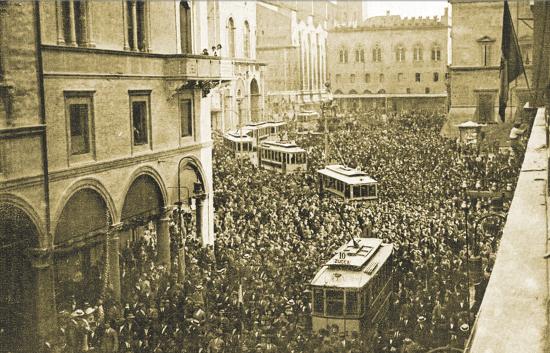 Manifestazione a Bologna (Miniatura 219x140 px)