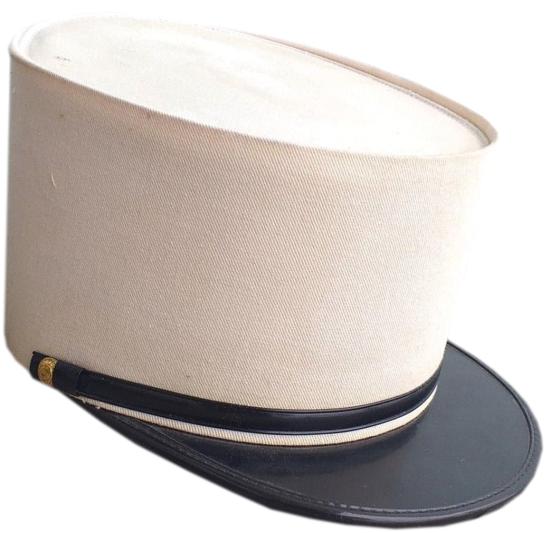Il caratteristico kepi bianco della Legione Straniera (Miniatura 219x212 px)